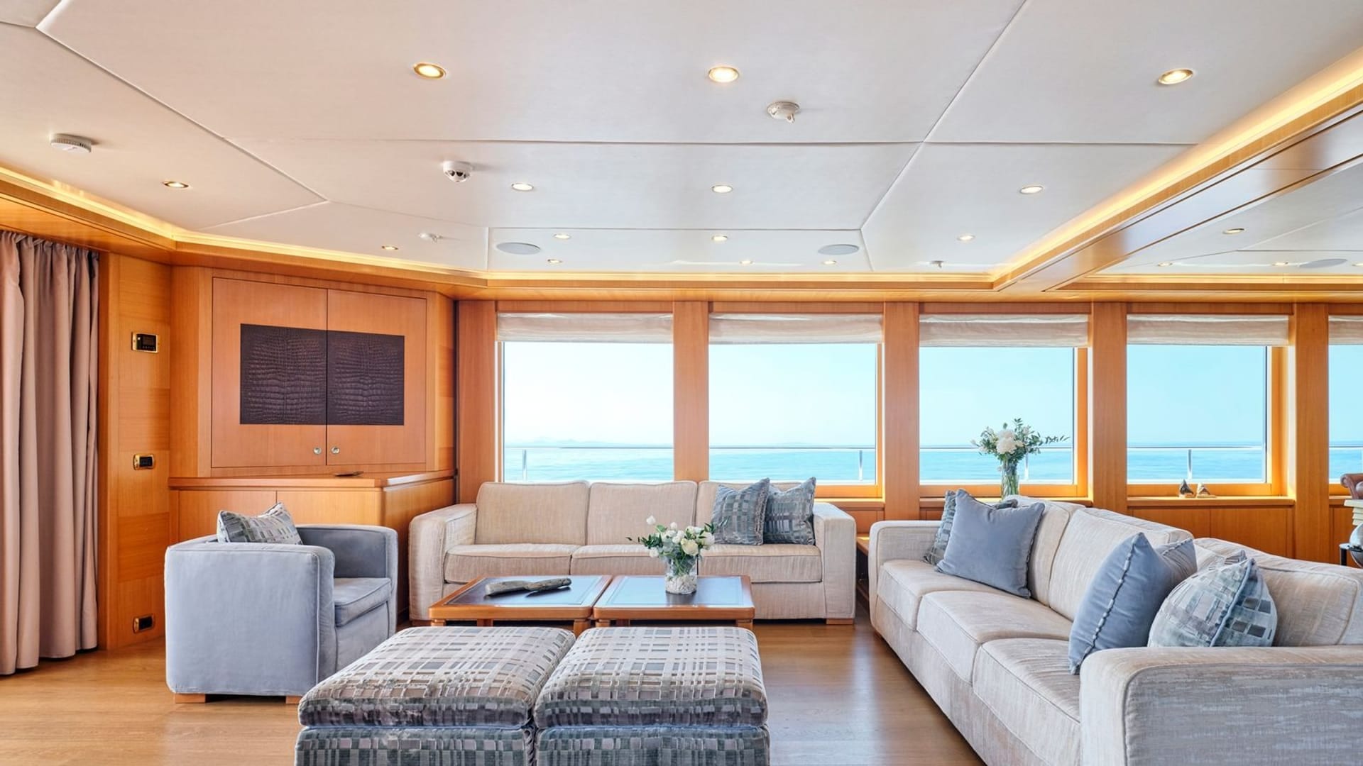 OASIS – photo 27